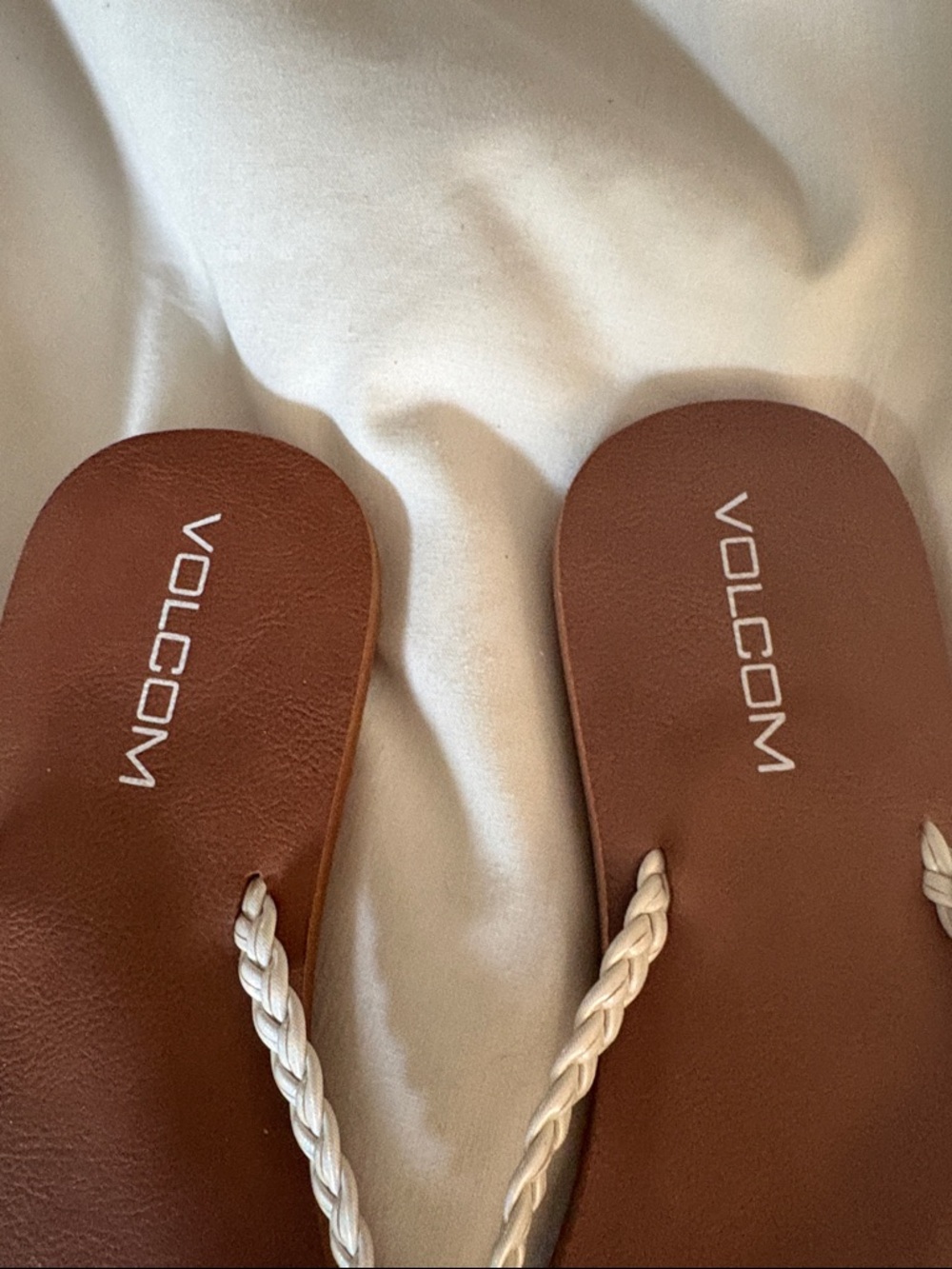 Volcom Women's Brown Sandal with Cream Braided Straps - Picture 4 of 4